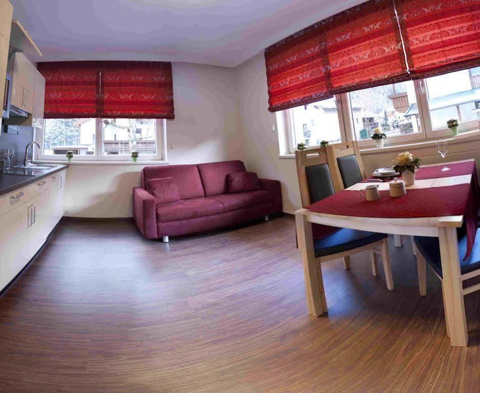 Apartment Mozart Mayrhofen Exterior foto